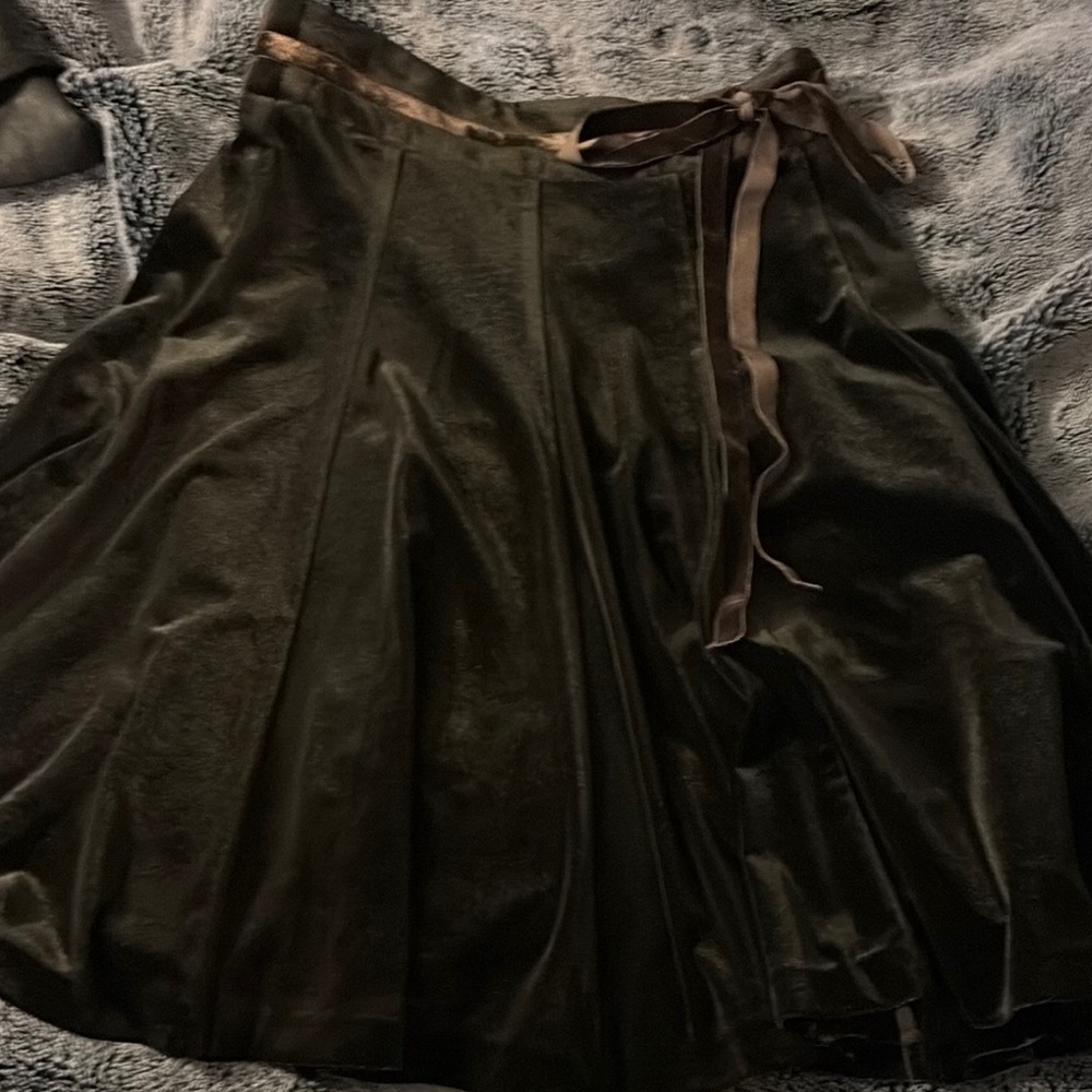 Elegant chocolate brown Velvet Skirt - size s